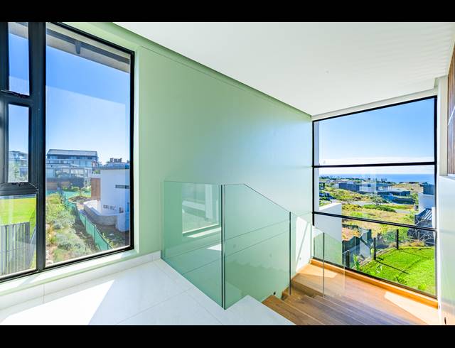 4 BEDROOM HOUSE FOR SALE IN ZULULAMI LUXURY COASTAL ESTATE